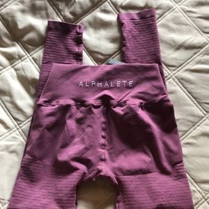 Alphalete leggings- brand new